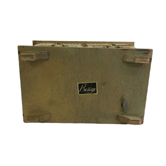 Vintage PRESTIGE Japan Jewelry box with renaissance scene on lid - beautiful old - Picture 7 of 8